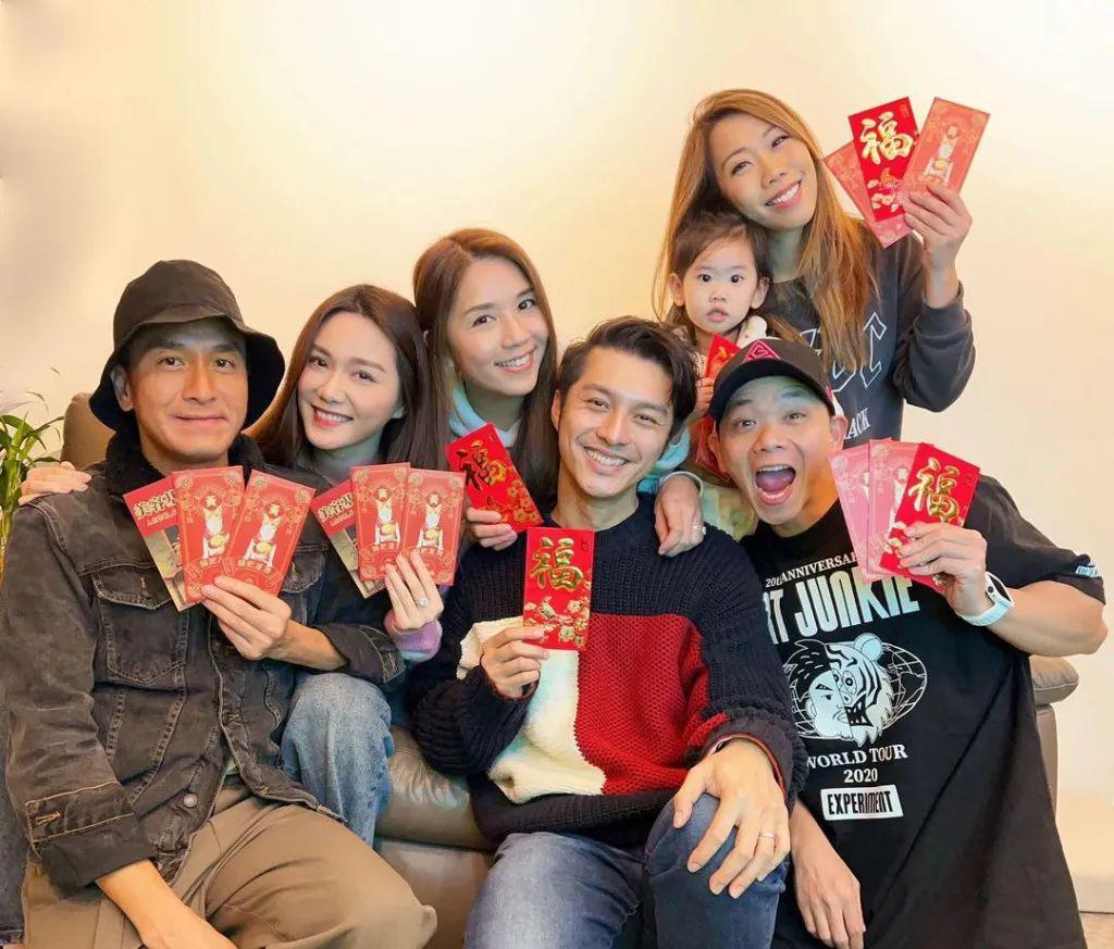 木讷钻石王老五娶内向星二代，婚恋市场上的“时间点”