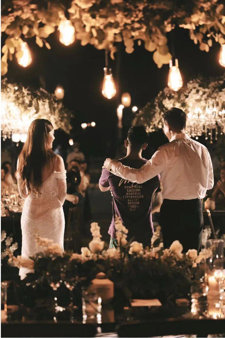 木讷钻石王老五娶内向星二代，婚恋市场上的“时间点”