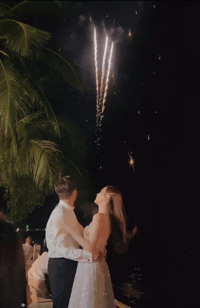 木讷钻石王老五娶内向星二代，婚恋市场上的“时间点”