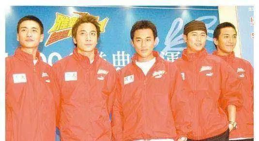 木讷钻石王老五娶内向星二代，婚恋市场上的“时间点”