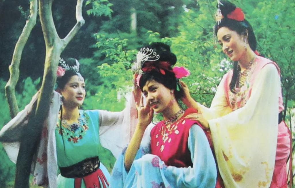 翻拍的《宝莲灯》，央视报警吧