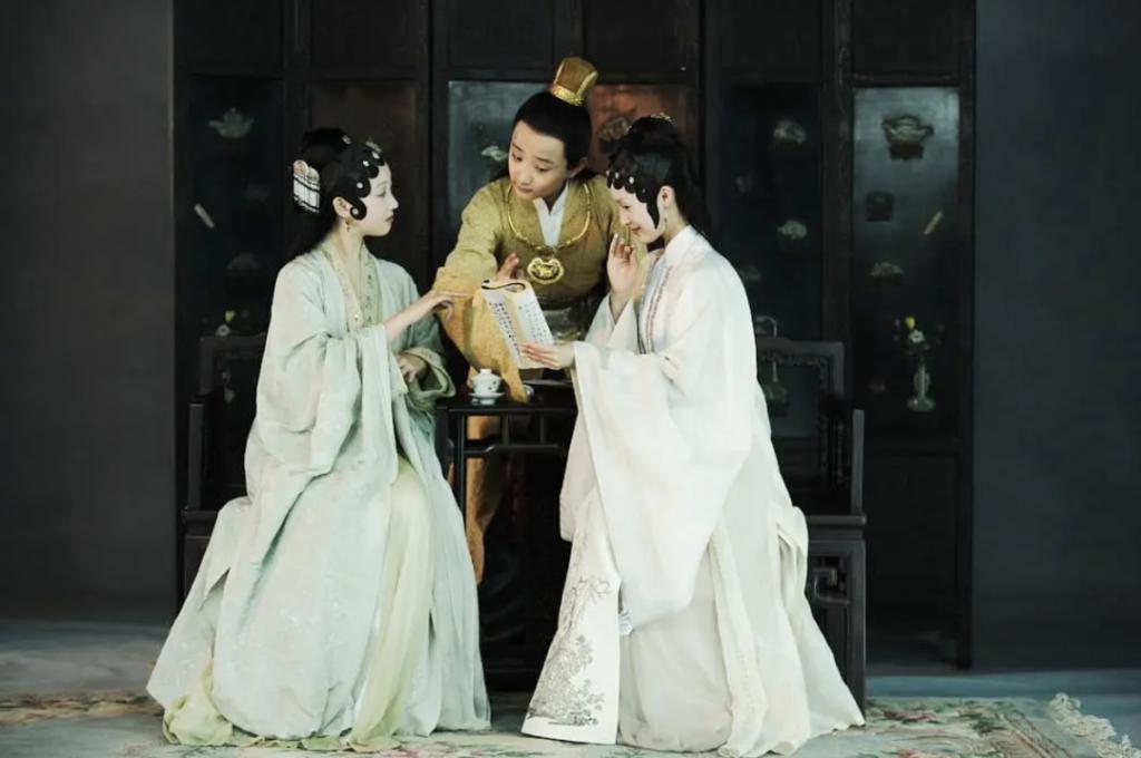 翻拍的《宝莲灯》，央视报警吧