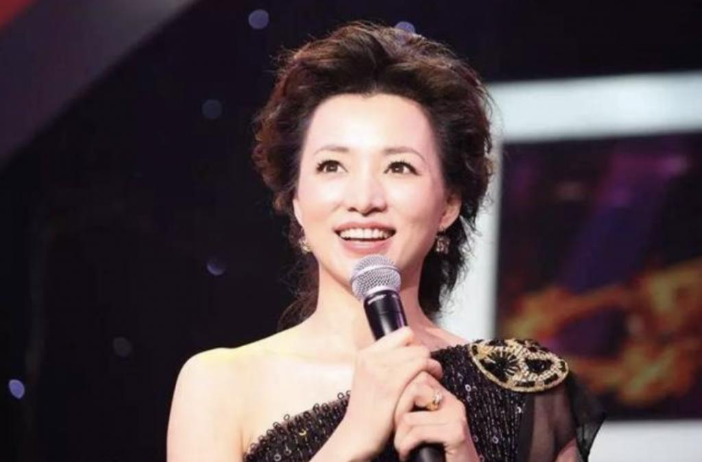 翻拍的《宝莲灯》，央视报警吧