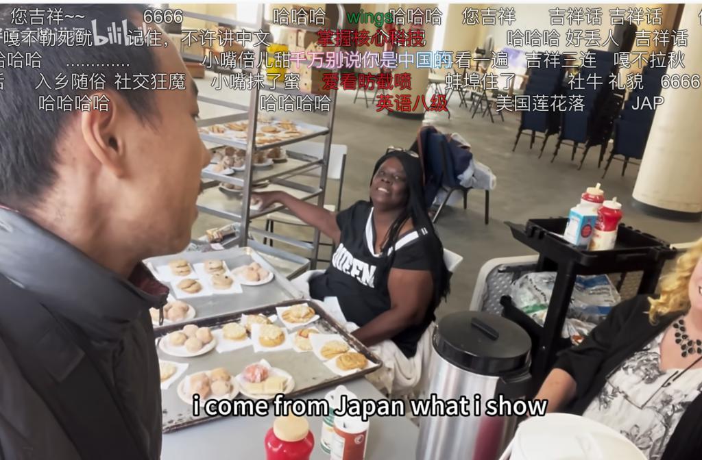 有一百万网友，每天都在看他要饭。