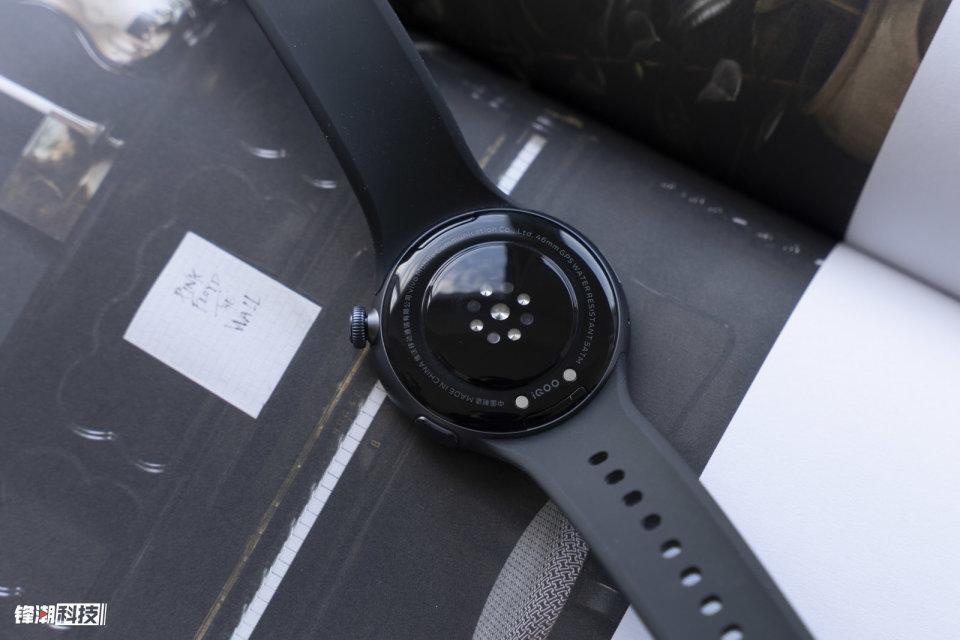 iQOO WATCH体验：设计简约时尚，功能玩法多样