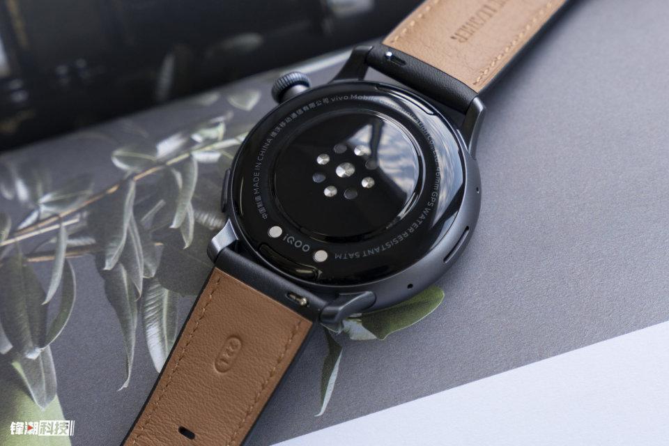 iQOO WATCH体验：设计简约时尚，功能玩法多样