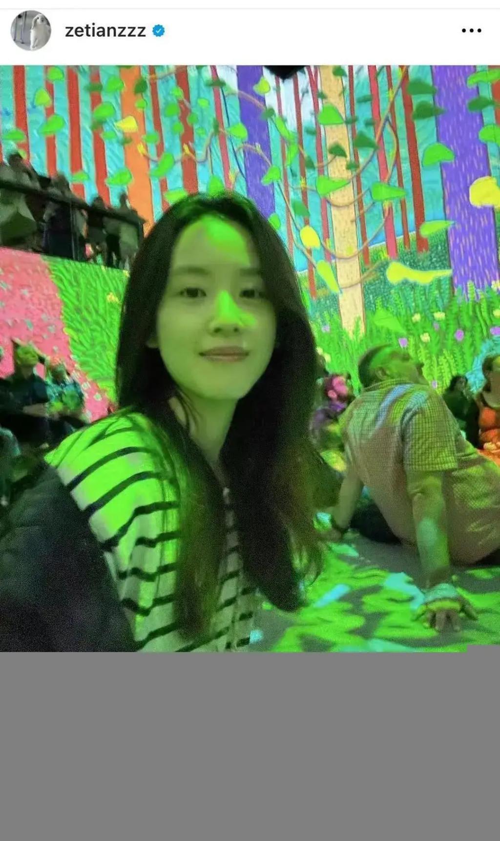 章泽天二胎首曝光，儿女双全移居伦敦，刘强东一人留国内打拼