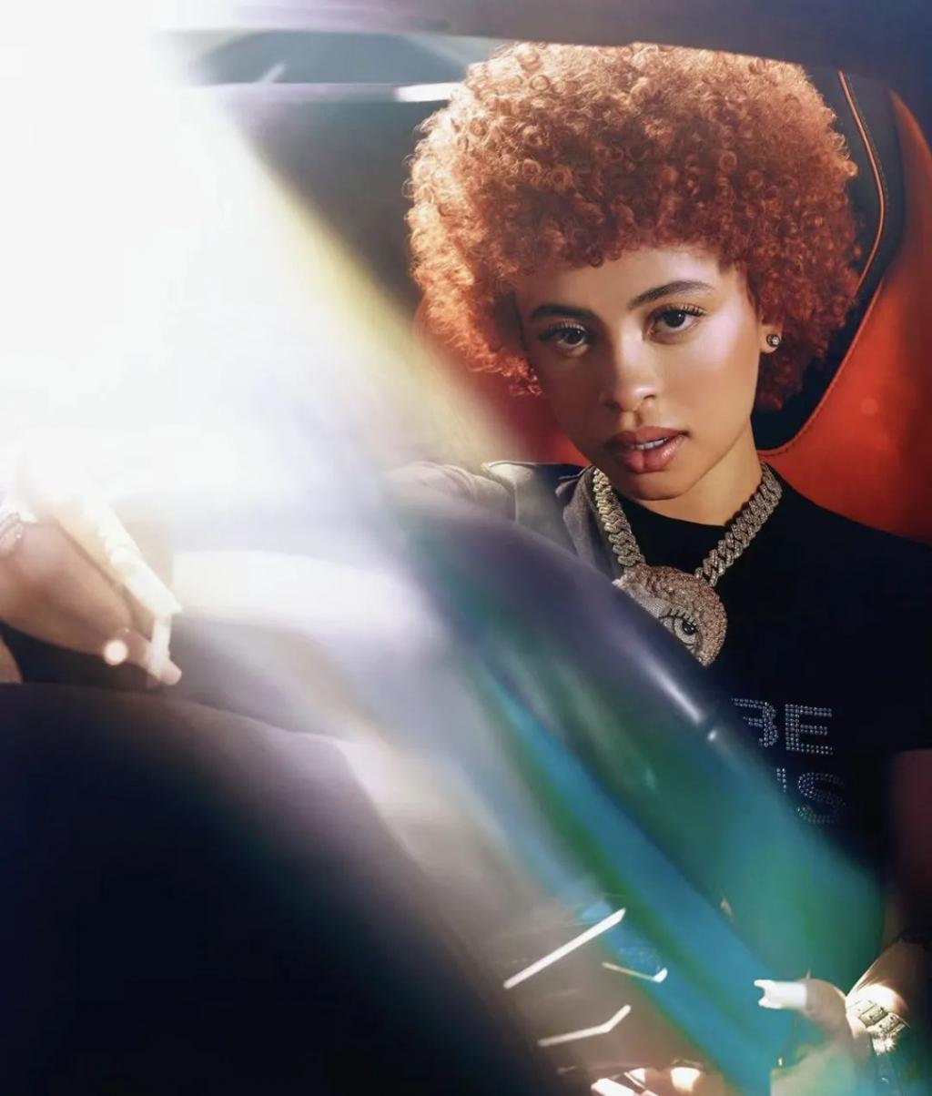 东亚美人，何必苦苦眷恋高鼻梁