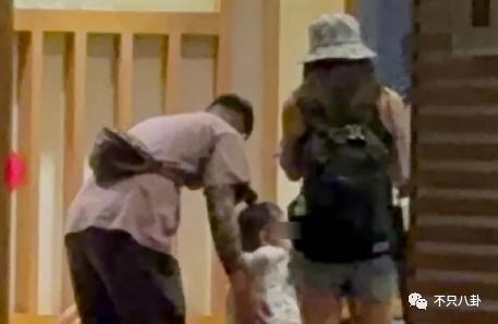 这对儿居然和好了？没离婚还计划拼二胎！