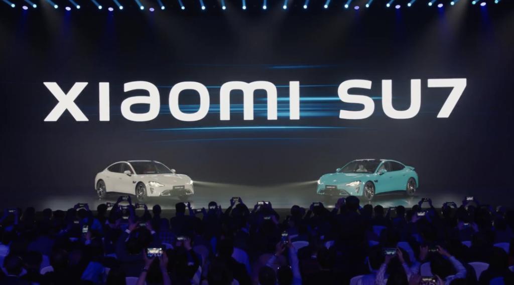 配置拉满，小米SU7加入战场
