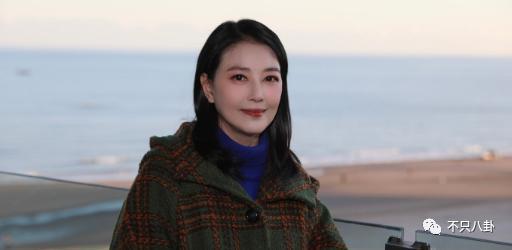 前一天还在开心聚会，第二天就自杀了？！