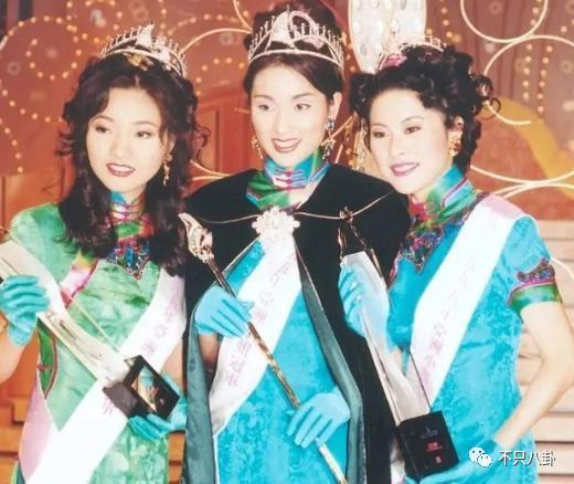 前一天还在开心聚会，第二天就自杀了？！