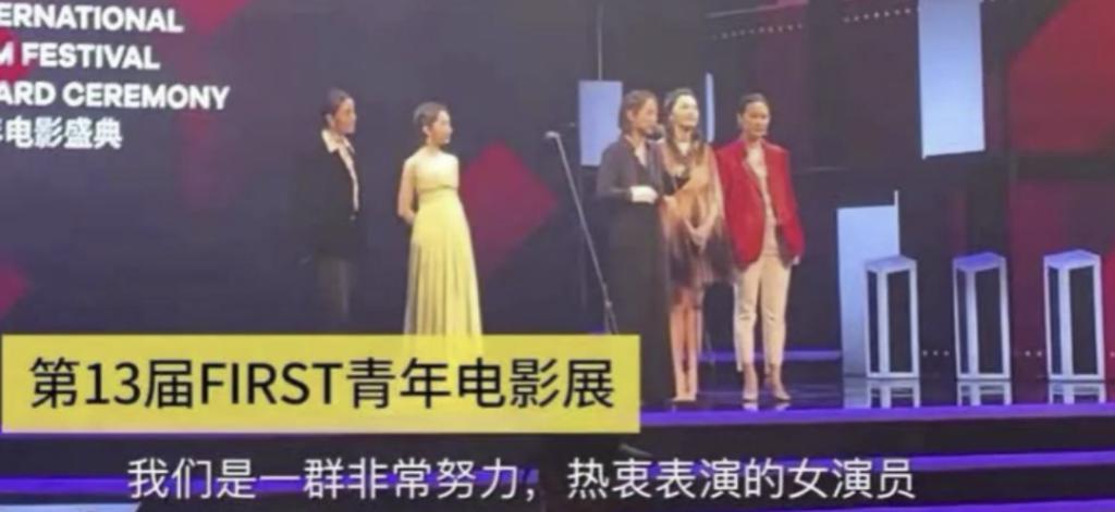 自嘲“我就是一只疯狗。”她是疯，还是痴？