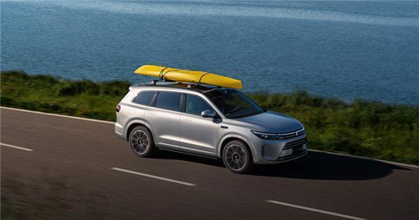 空姐篇续集 理想：为何劳斯莱斯、宾利等销售集体跳槽理想