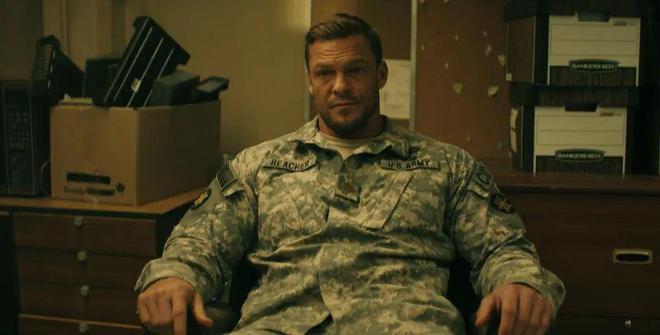 阿汤哥演砸的角色，被这个身高近2米大块头演火了