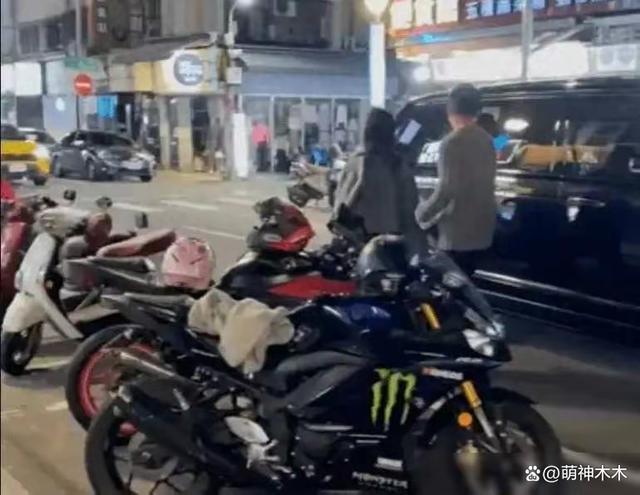 汪小菲公开新女友！两人携手返台跨年，动作亲密毫不避嫌