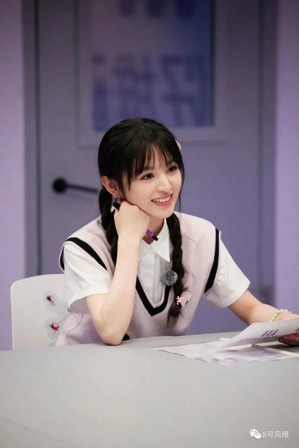 甜妹长相的田曦薇，为何总想做性感御姐？