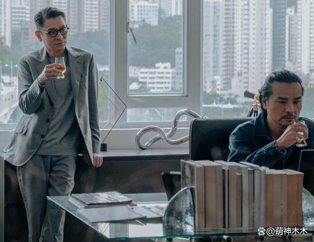 两大资本对战电影跨年档！拉帮结派互相排挤，抱团宣传场面尴尬