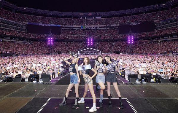 BLACKPINK个人约将不留YG 公司声明：会温暖支持