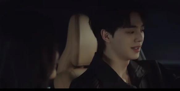 啊！刚逆回来的神颜又残了