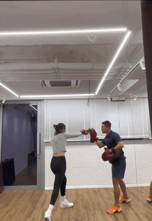 靠胸和臀上位，她把野心写在脸上，狠狠打脸内娱！