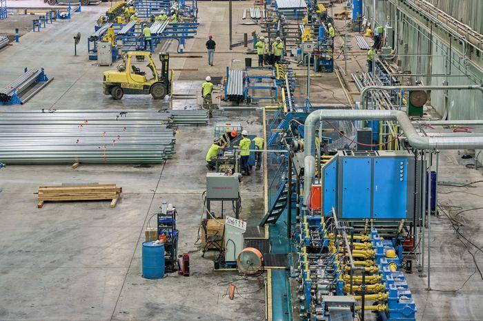 2023年终特稿·洞察世界变局中的深圳：风驰“电”掣