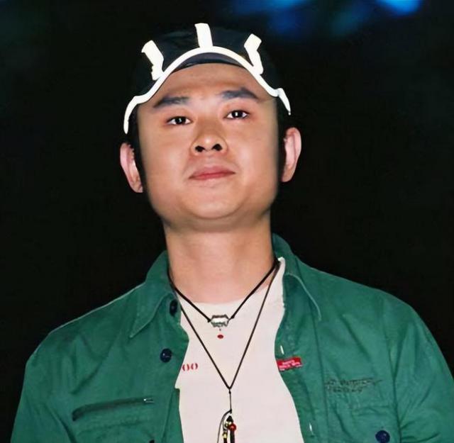 知名歌手爆料：春晚三次邀请刀郎被拒，《歌手》花几千万请不动他