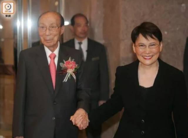 《新闻女王》原型，邵逸夫爱了63年，何以成为最大赢家
