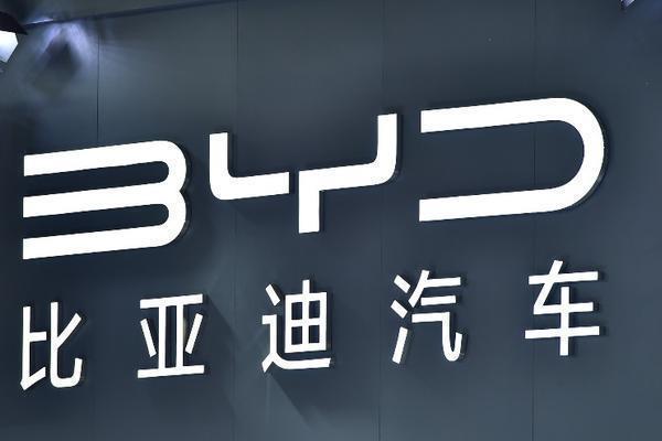 比亚迪降价，同行都傻眼了？