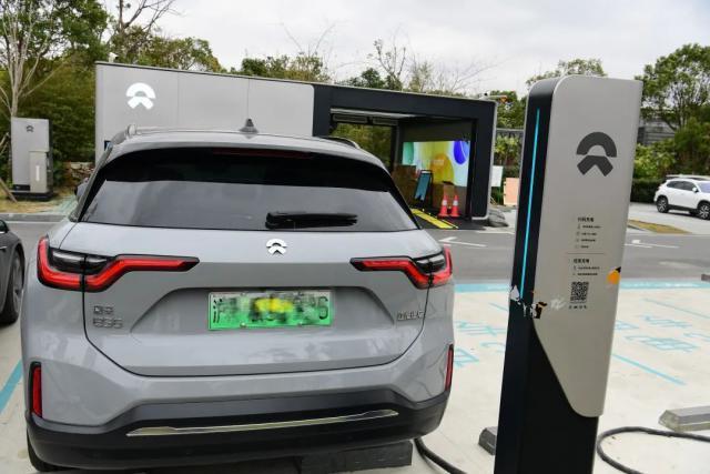 蔚来汽车，一场事先张扬的自救