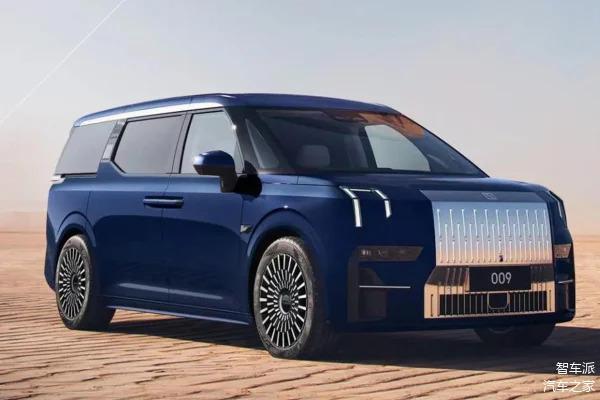 极氪回应搅拌车动态顶压测试质疑 车中有砂石 罐体有固定