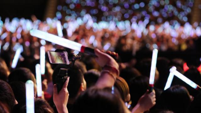 为什么大家不接受假唱？