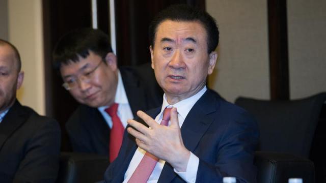 王健林将不再控股万达电影？