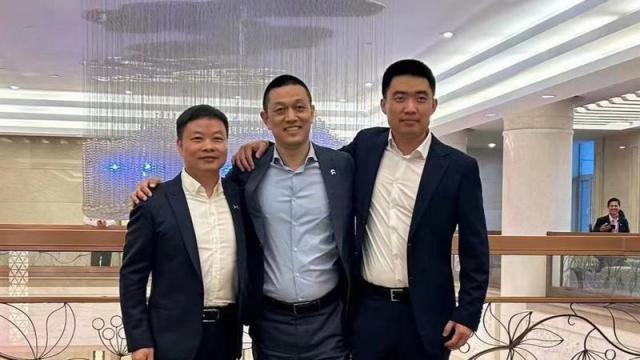 蔚小理”未过危险期