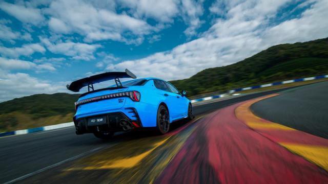 想要把车卖得快，得先把车造得怪？