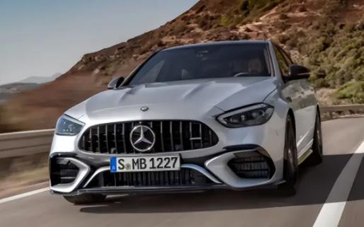 大排量自吸终成历史！奔驰高管：将坚持使用高性能四缸发动机