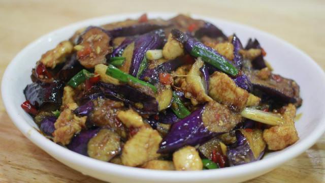 江浙沪打工人之光，凭什么是江西小炒？