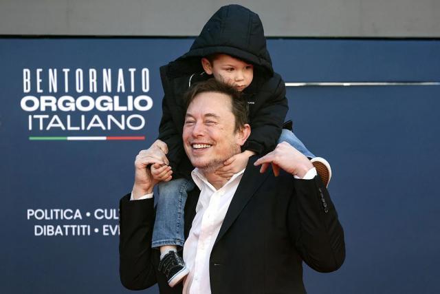 马斯克带娃赴意大利“催生”
