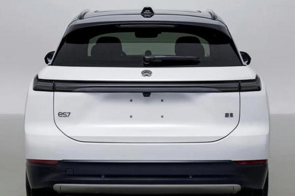 再投157亿，石油土豪成蔚来第一大股东，但李斌仍握控制权