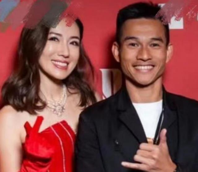 新闻女王李施嬅与未婚夫搂抱同框 胡杏儿等嗨唱