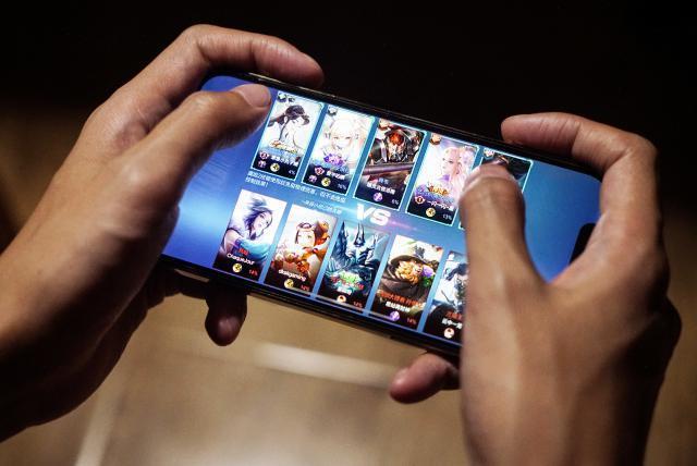 又来了，腾讯和网易们扛得住吗？