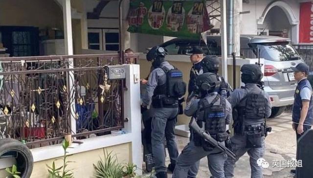 富商雇凶杀妻儿，遇上顶级蠢蛋团队！沟通不畅酿乌龙，杀手：钱难挣屎难吃！