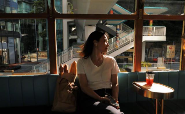 郭晶晶拍杂志大片太惊艳，真实又松弛，称不会给孩子压力