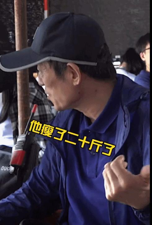 被耍到当众黑脸，热搜声援也救不了他