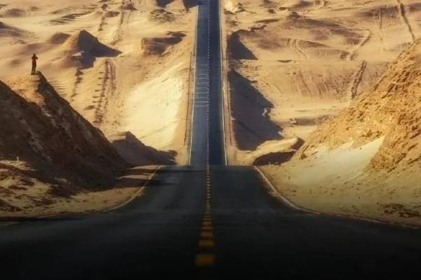 安卓版Copilot上线，无限免费用GPT-4，微软开抢移动端用户