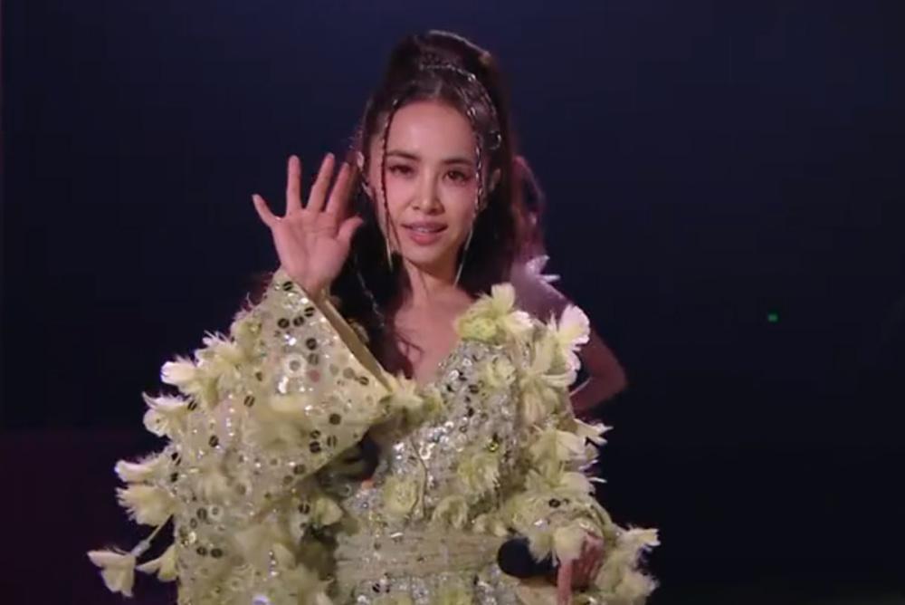 湖南台跨年晚会收视夺冠，汪涵和谢娜哭了，杨紫美出圈，蔡依林实力撑门面