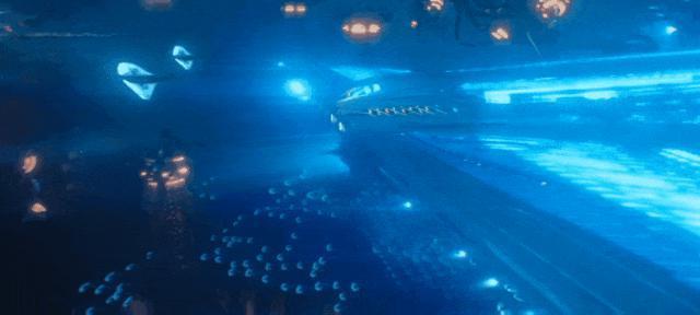 删减、重启，高层内部斗…它能上映真不容易