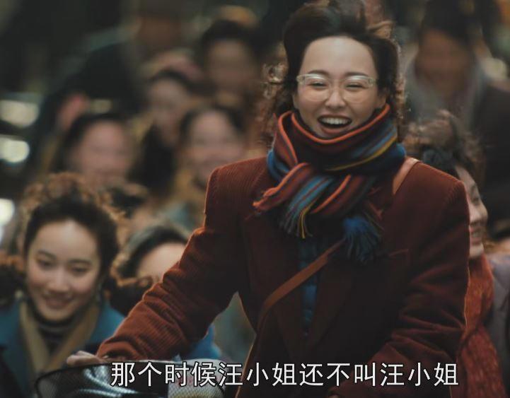 唐嫣嘟嘴卖萌引网友热议，40岁还能这么可爱，网友：少女感十足