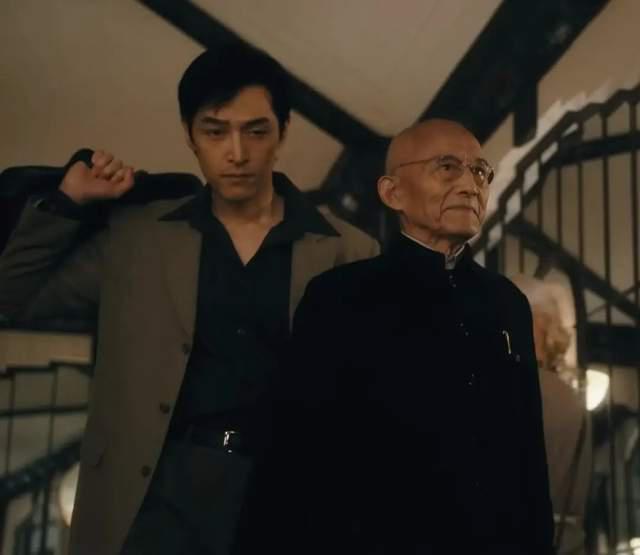 一堆明星被老头碾压演技！看过《繁花》，谁能想到游本昌90岁了
