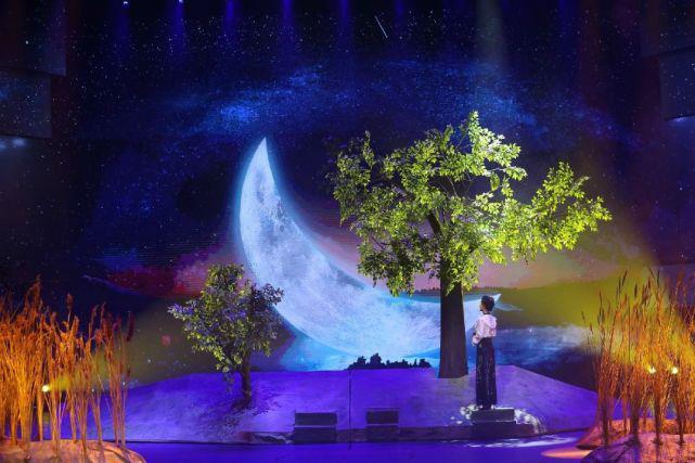 四小时破亿、B站跨晚破次元，这支团队凭何敢接手跨年界“最烫手山芋”？